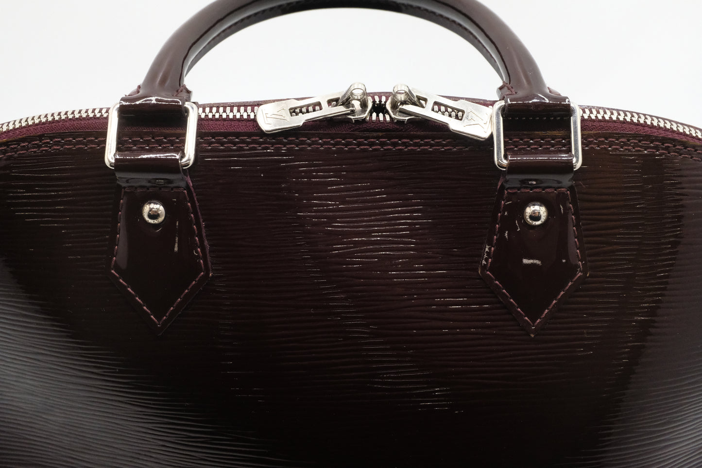 Louis Vuitton Alma GM in Burgundy Electric Epi Leather