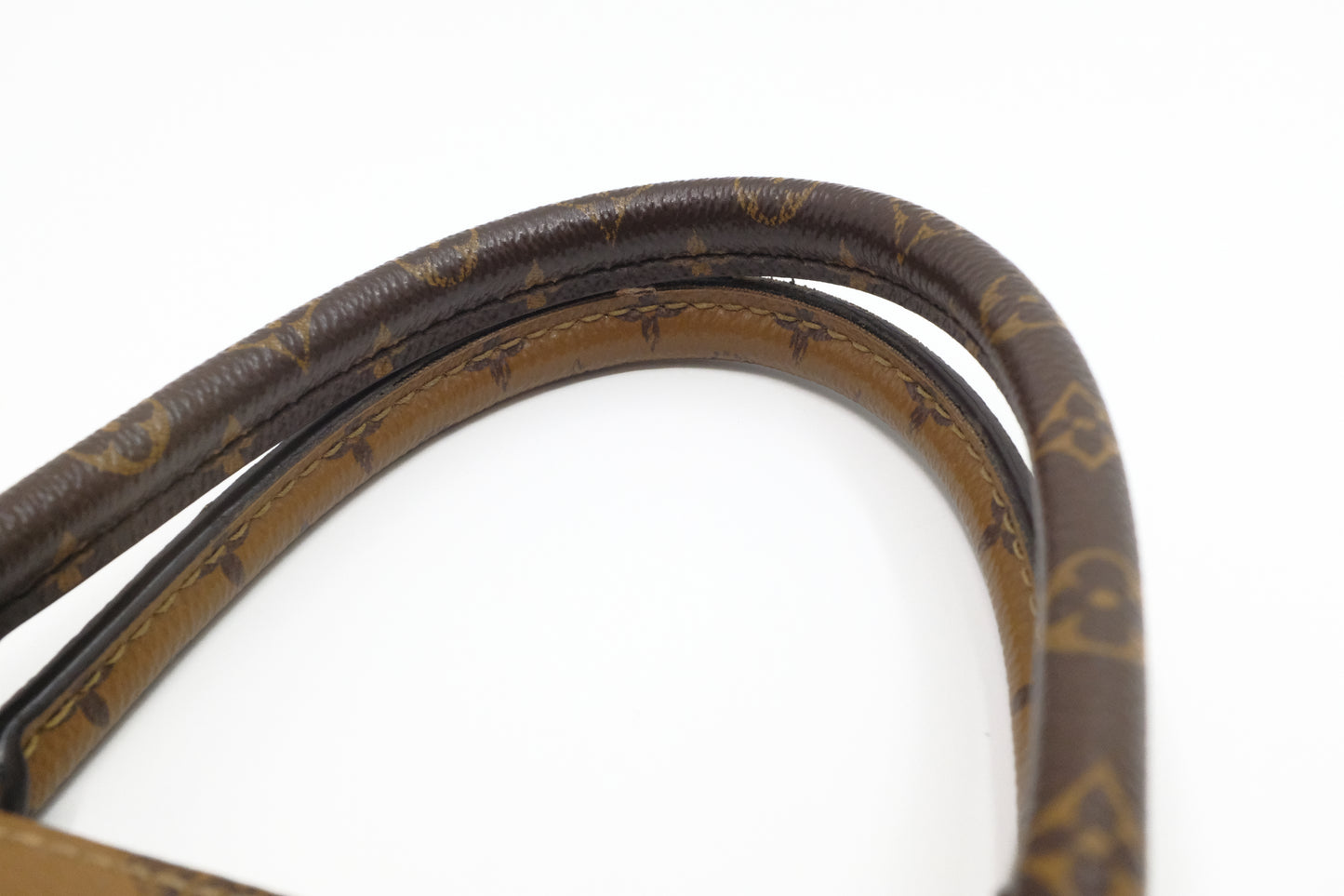 Louis Vuitton OnTheGo MM in Reverse Monogram Canvas