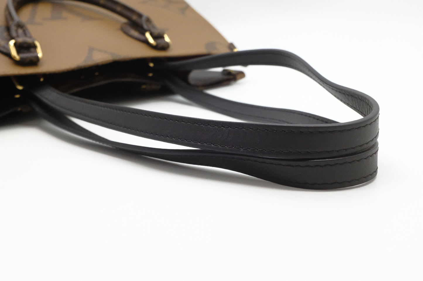 Louis Vuitton OnTheGo MM in Reverse Monogram Canvas