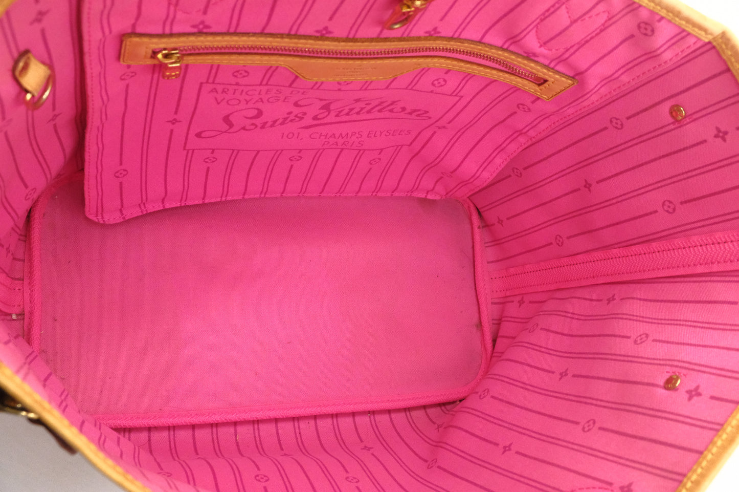 Louis Vuitton x Stephen Sprouse Neverfull MM in Roses Monogram Canvas
