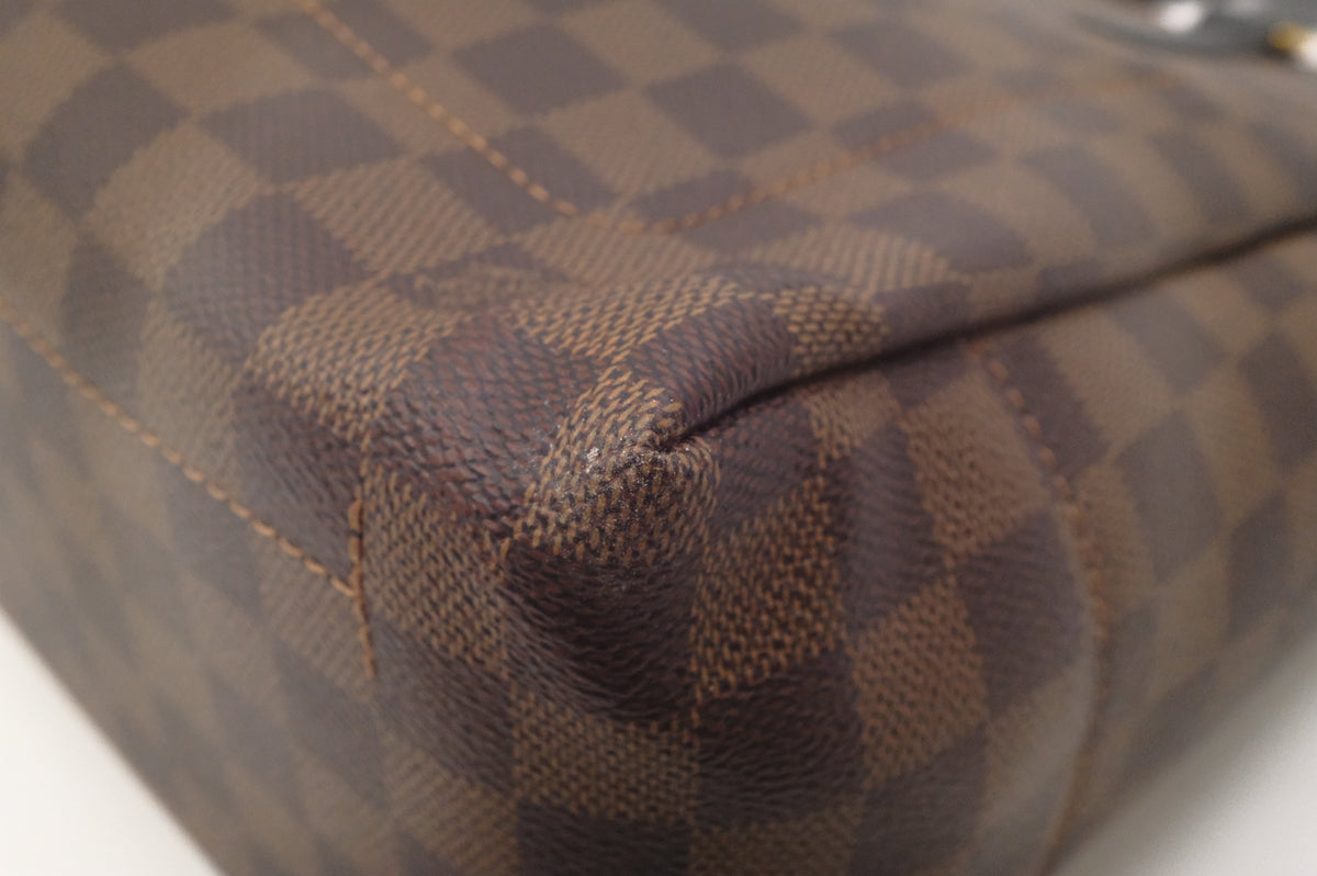 Louis Vuitton Belmont in Damier Ebene Canvas