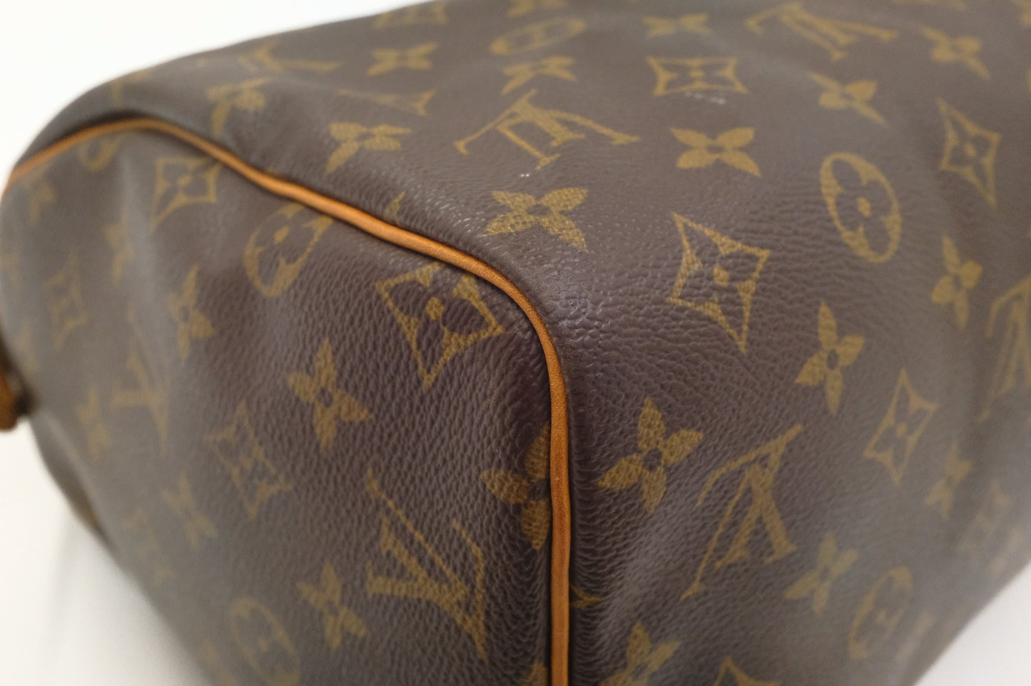 Louis Vuitton Speedy 30 in Monogram Canvas