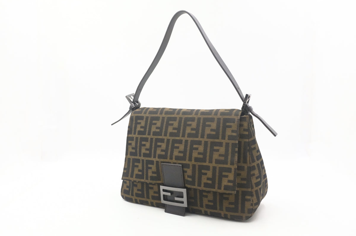 Fendi Mamma Baguette in Zucca Canvas