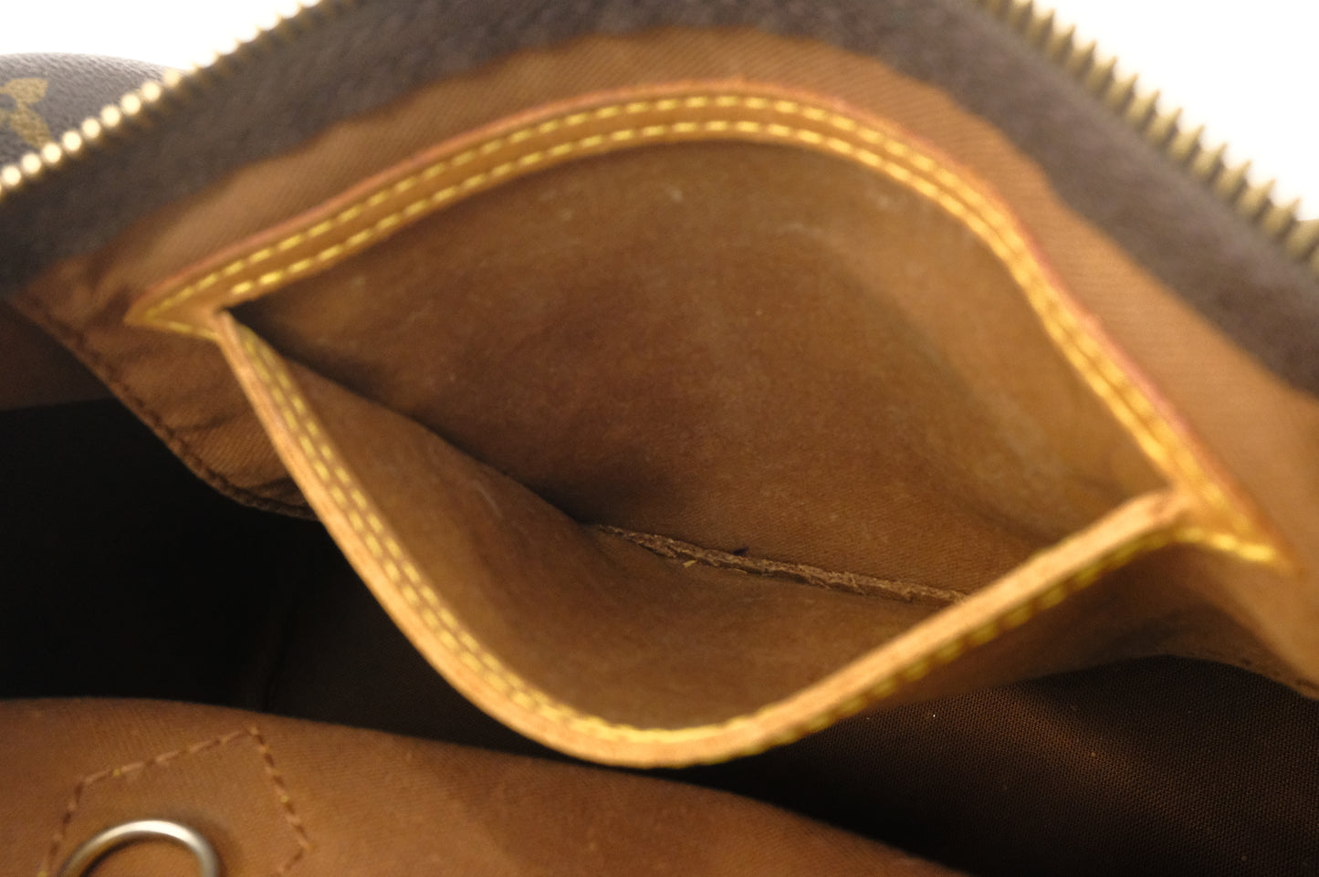 Louis Vuitton Speedy 30 in Monogram Canvas