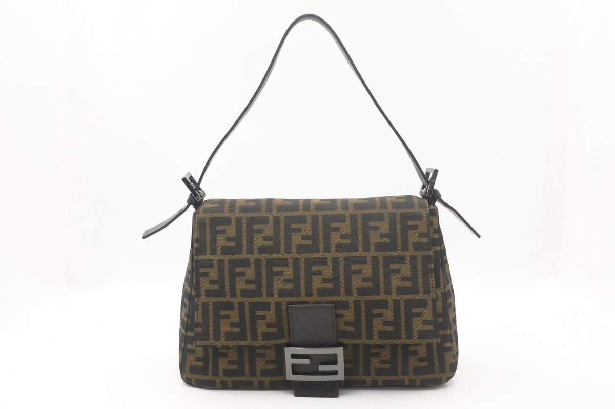 Fendi Mamma Baguette in Zucca Canvas