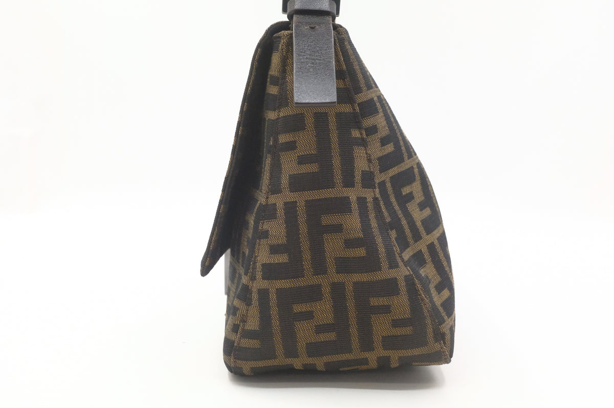 Fendi Mamma Baguette in Zucca Canvas