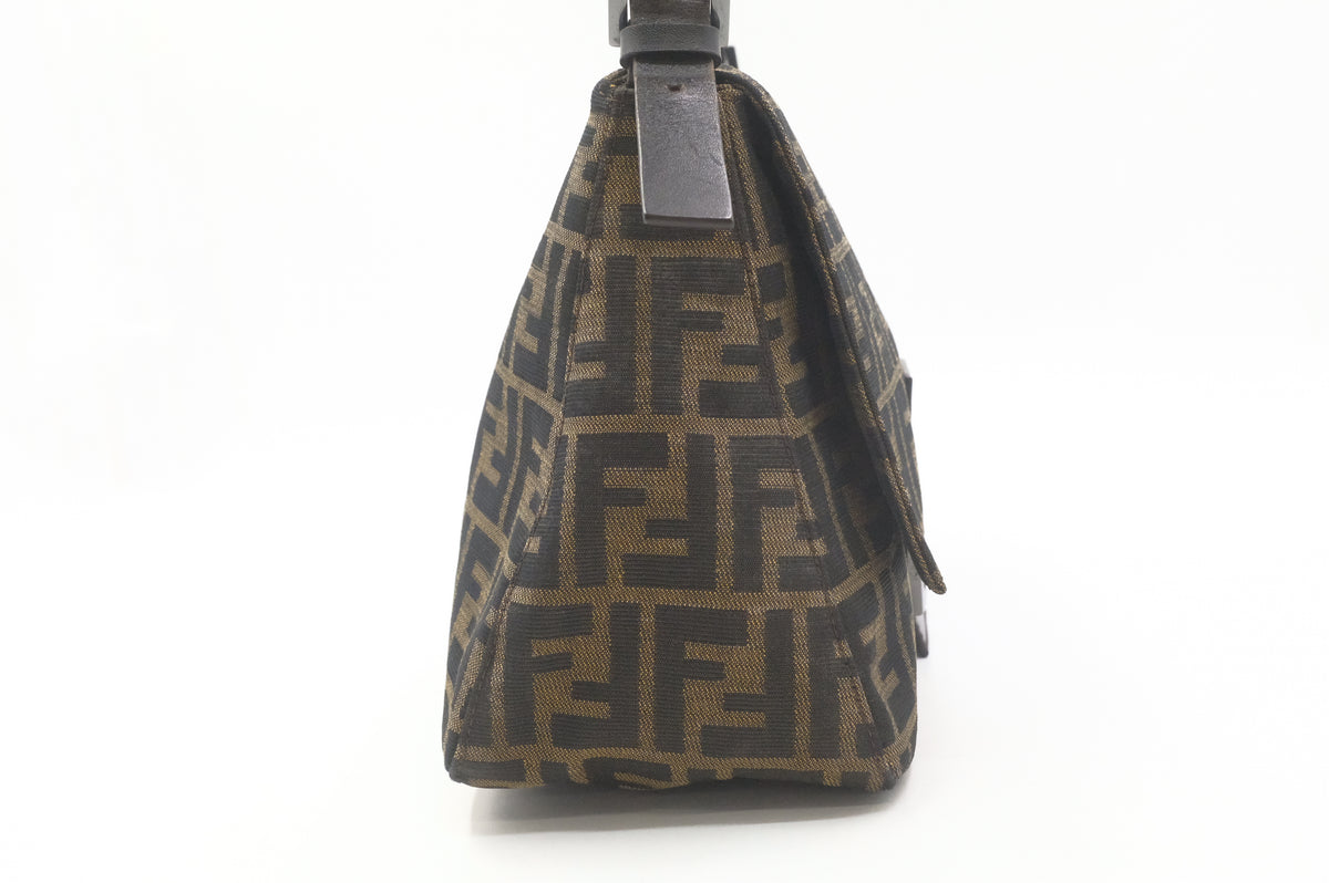 Fendi Mamma Baguette in Zucca Canvas