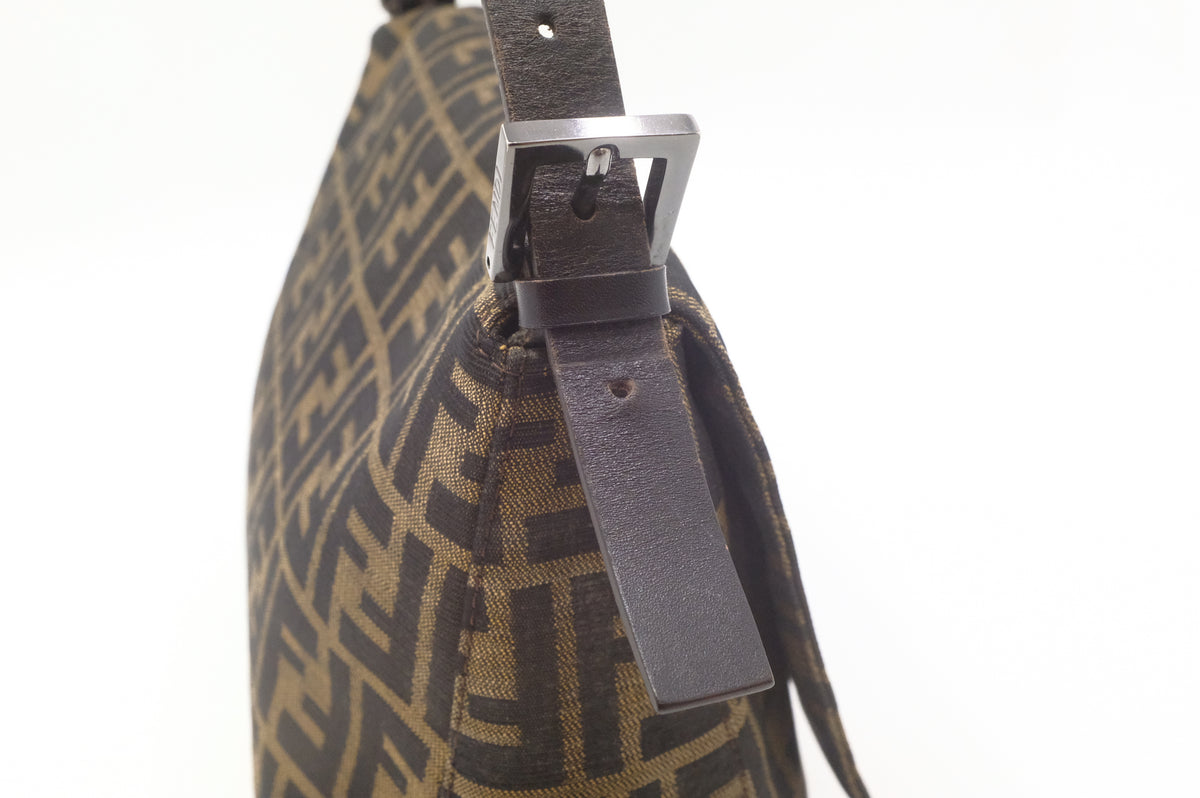 Fendi Mamma Baguette in Zucca Canvas