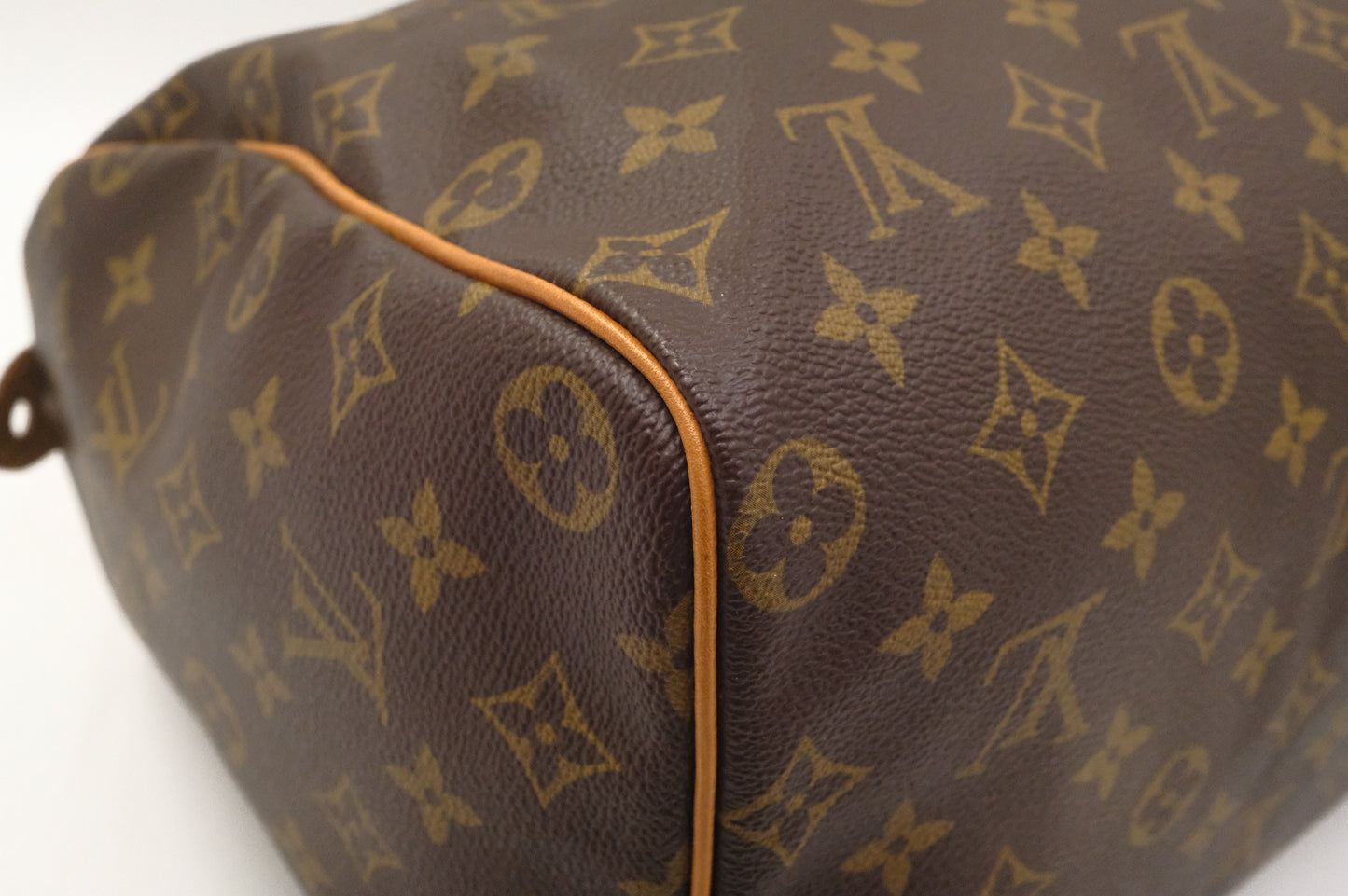 Louis Vuitton Speedy 40 in Monogram Canvas