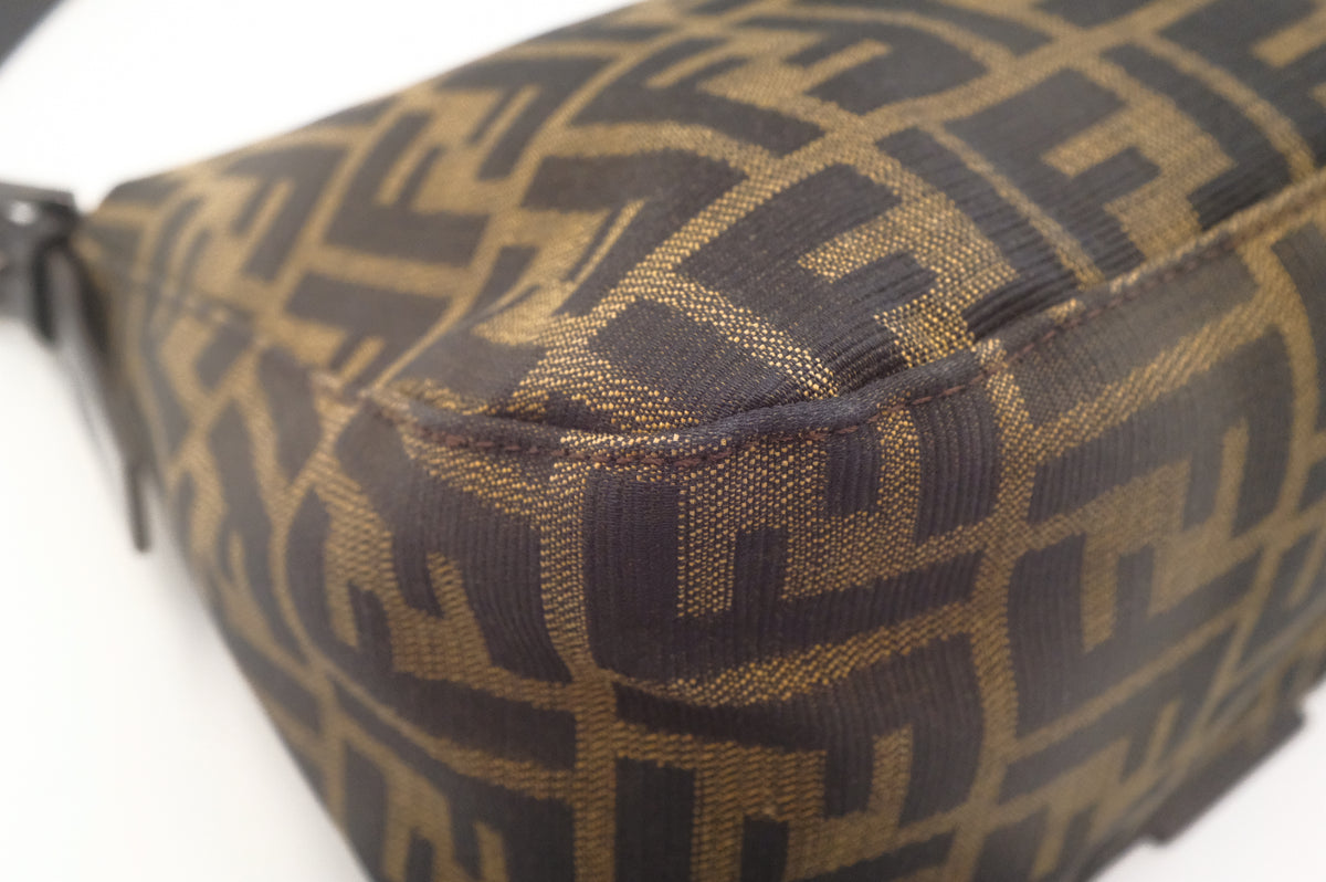 Fendi Mamma Baguette in Zucca Canvas