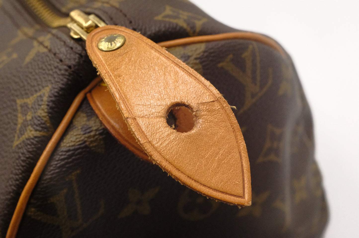 Louis Vuitton Speedy 40 in Monogram Canvas