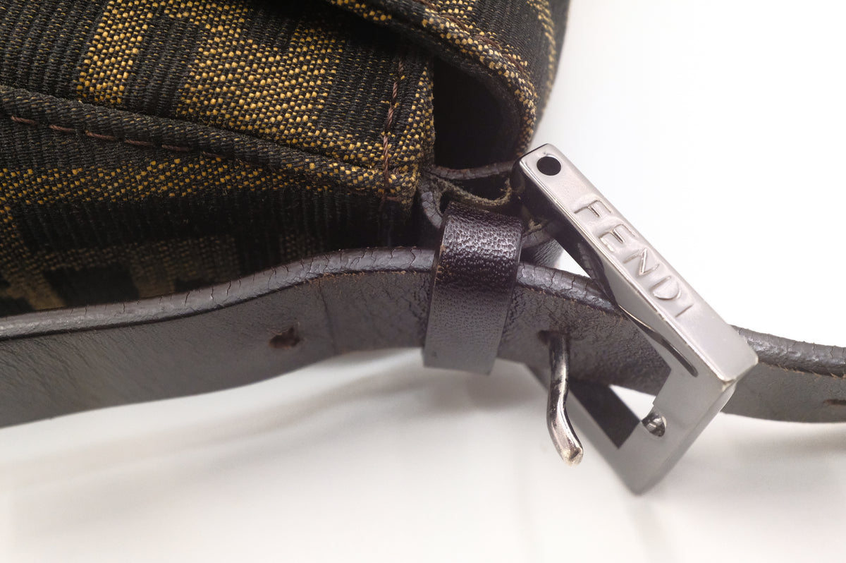 Fendi Mamma Baguette in Zucca Canvas