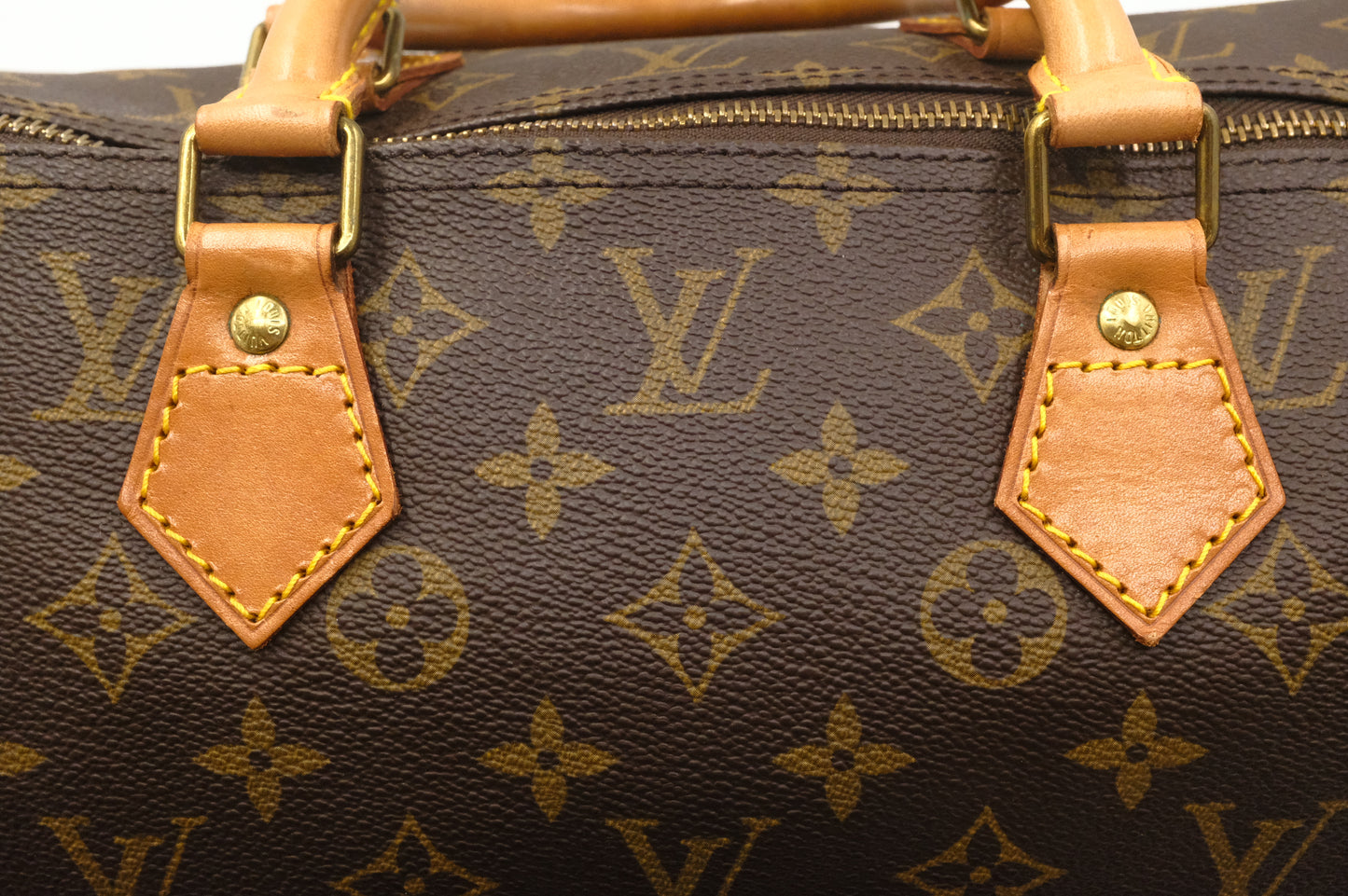 Louis Vuitton Speedy 40 in Monogram Canvas