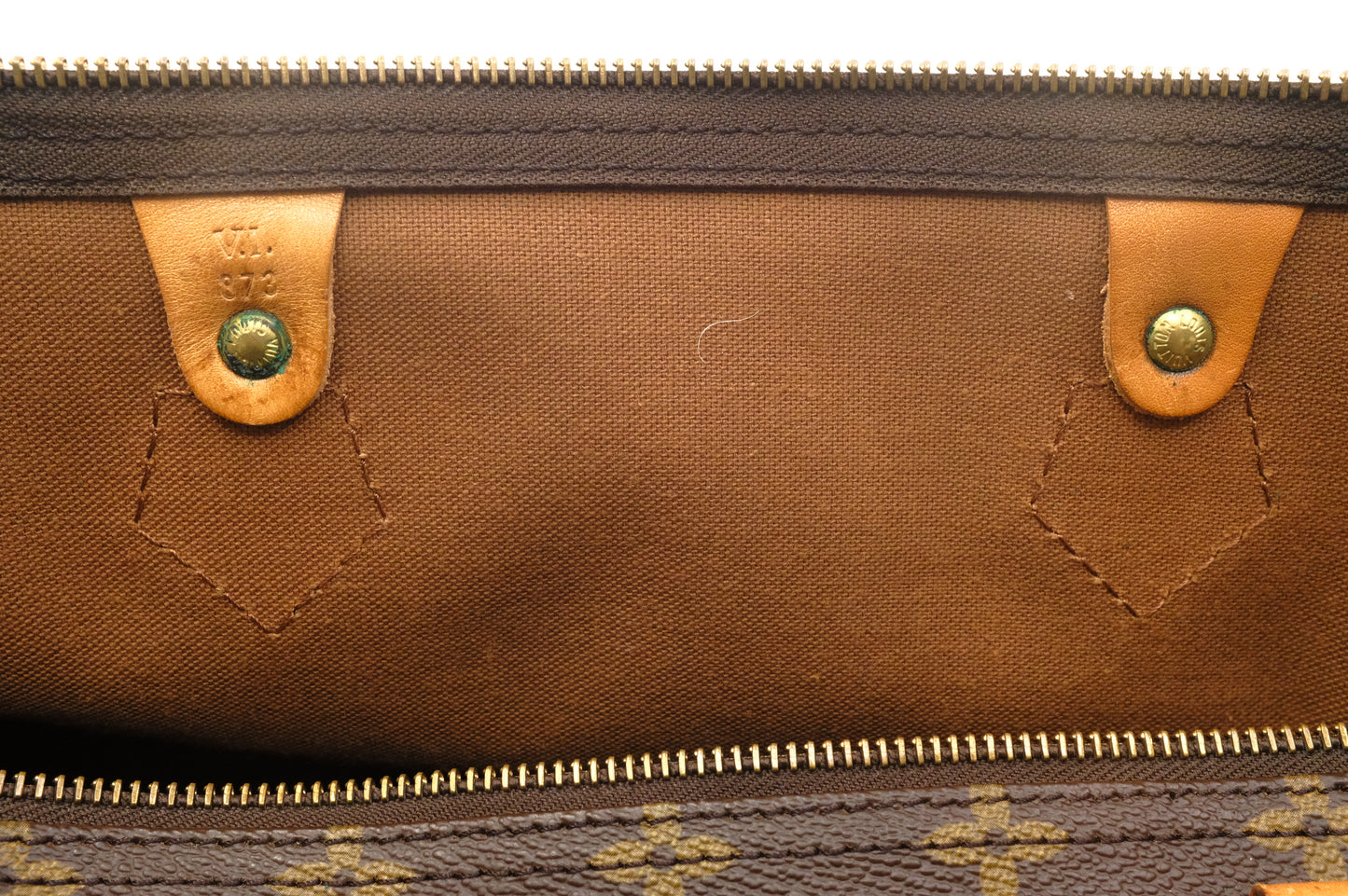 Louis Vuitton Speedy 40 in Monogram Canvas