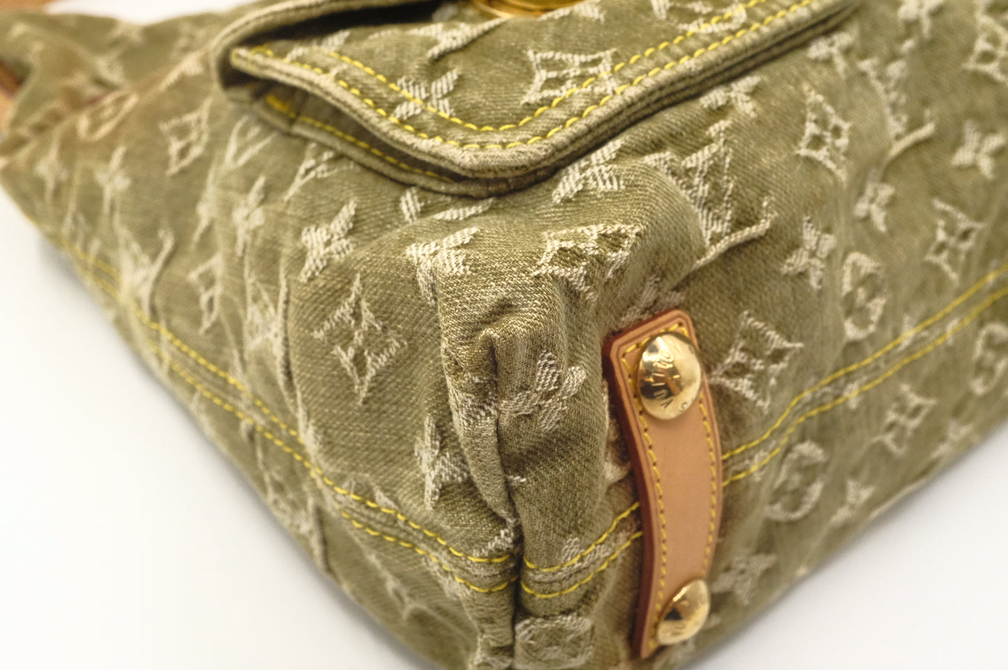 Louis Vuitton Baggy GM in Khaki Monogram Denim