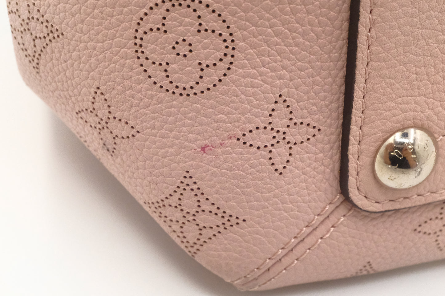 Louis Vuitton Babylone BB Chain Shoulder Bag in Pink Mahina Leather