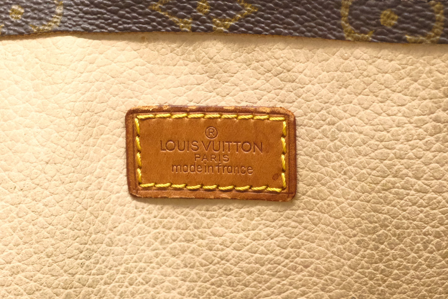 Louis Vuitton Sac Plat in Monogram Canvas