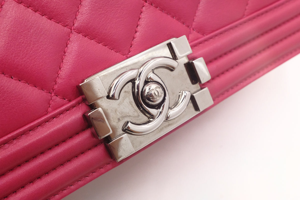 Chanel New Medium Boy in Red/Pink Matelassé Leather