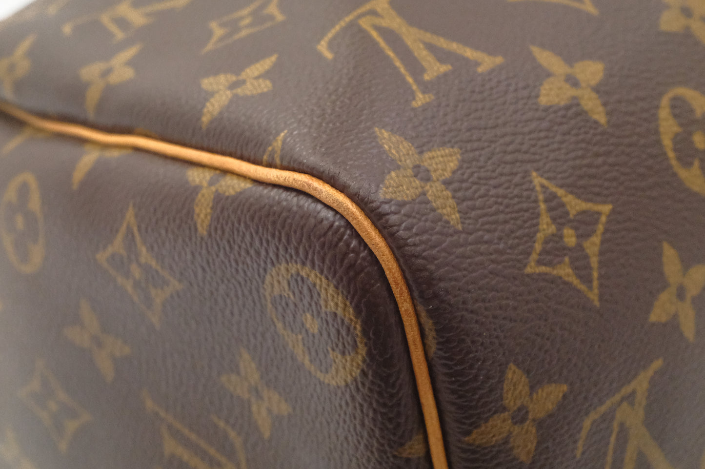 Louis Vuitton Keepall 45 in Monogram Canvas