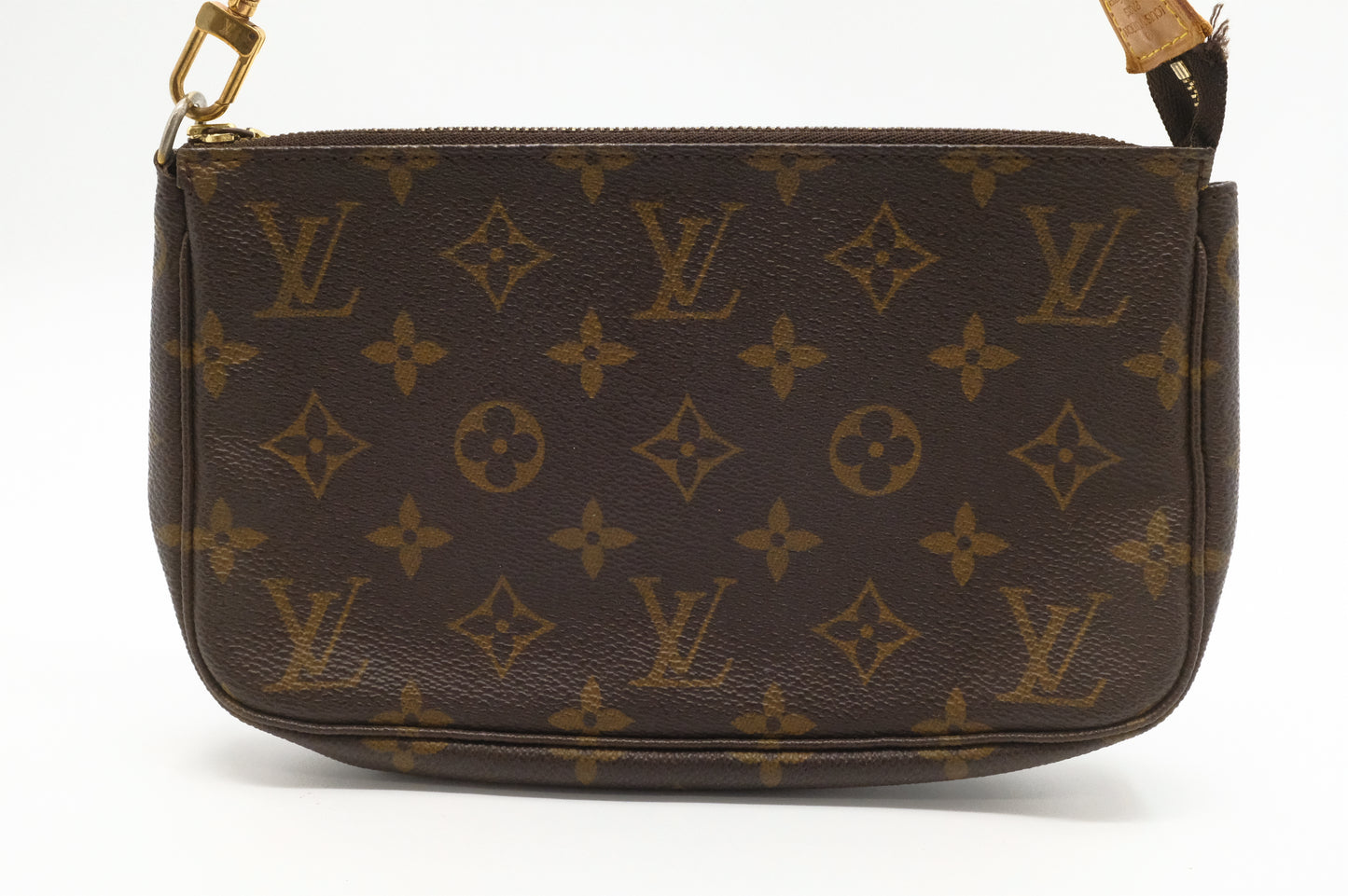 Louis Vuitton Pochette Accessoires in Monogram Canvas