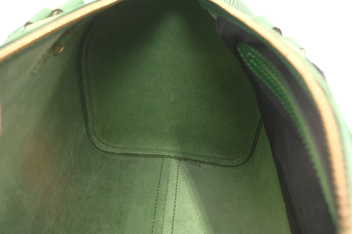 Louis Vuitton Speedy 30 in Green Epi Leather