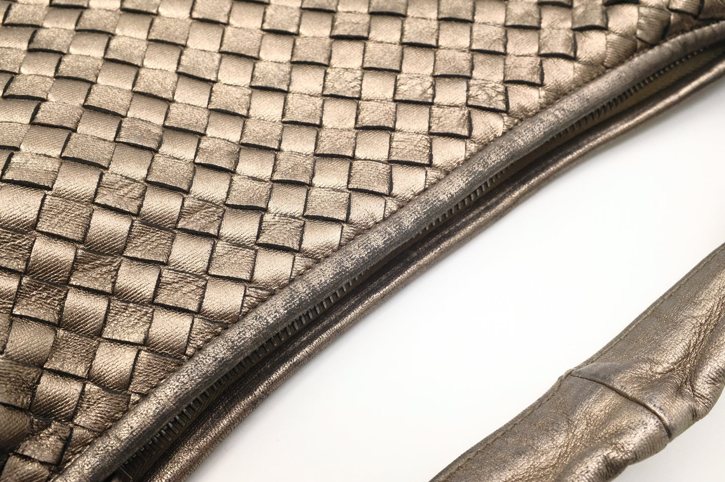 Bottega Veneta in Bronze Intrecciato Leather