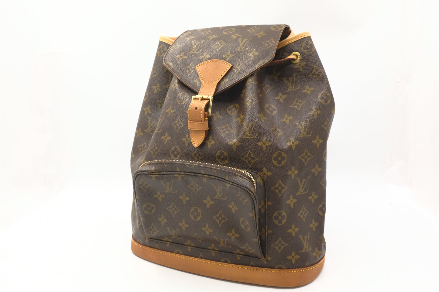 Louis Vuitton Montsouris GM in Monogram Canvas