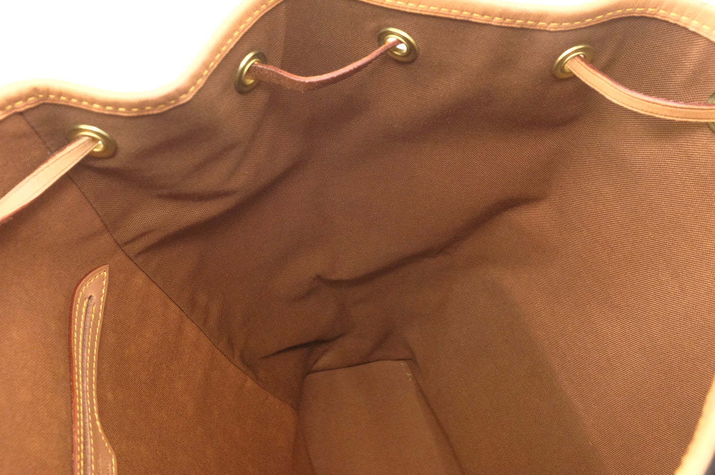 Louis Vuitton Montsouris GM in Monogram Canvas