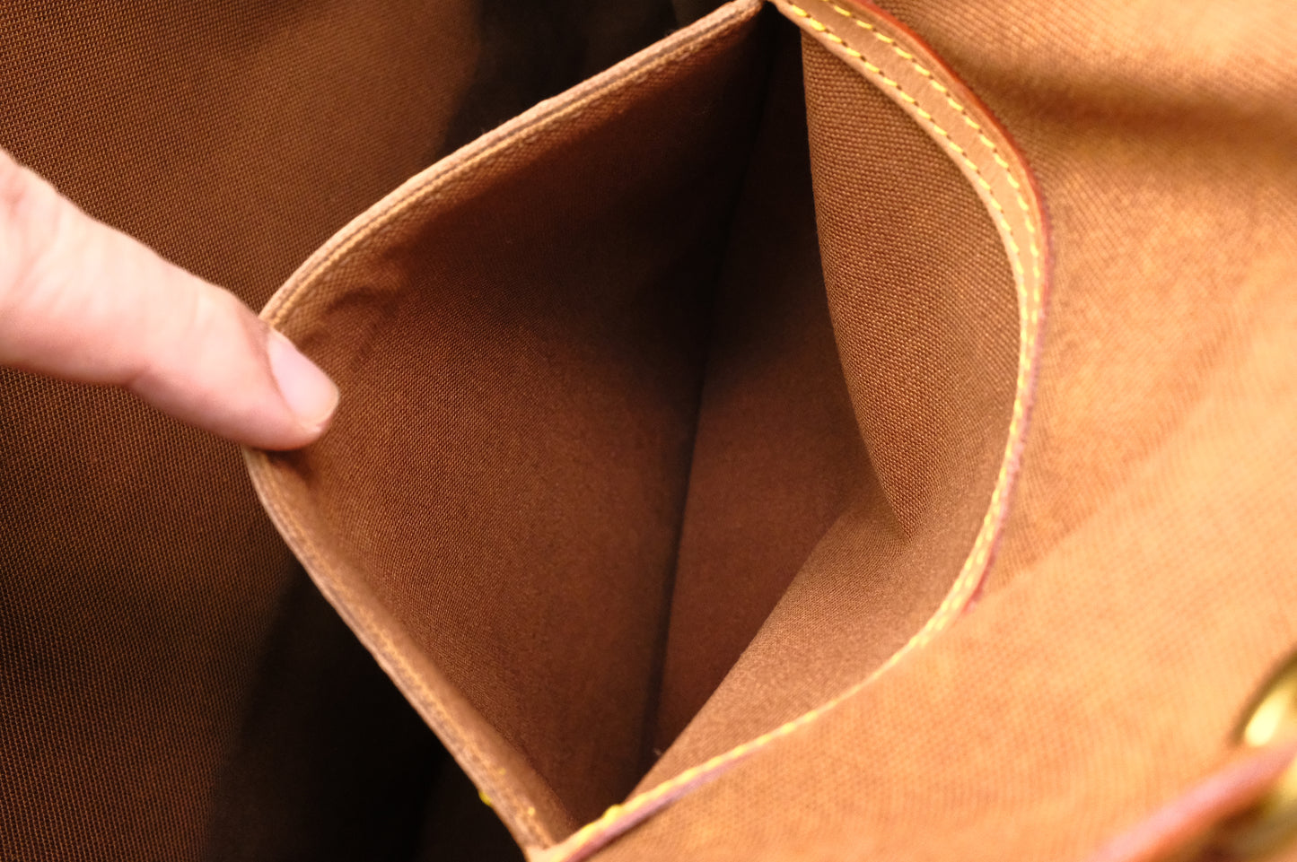 Louis Vuitton Montsouris GM in Monogram Canvas