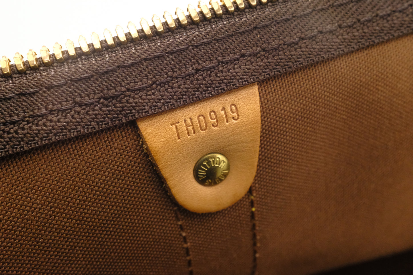 Louis Vuitton Keepall 60 Bandouliere in Monogram Canvas