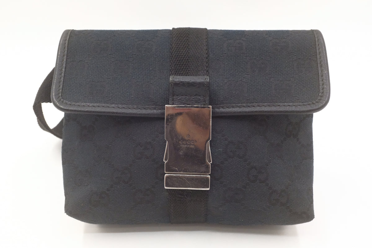 Gucci Waist Bag in Black GG Canvas