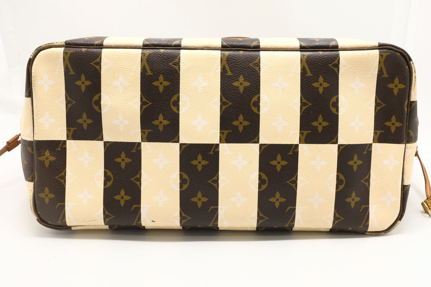 Louis Vuitton Neverfull GM in Rayures Monogram Canvas