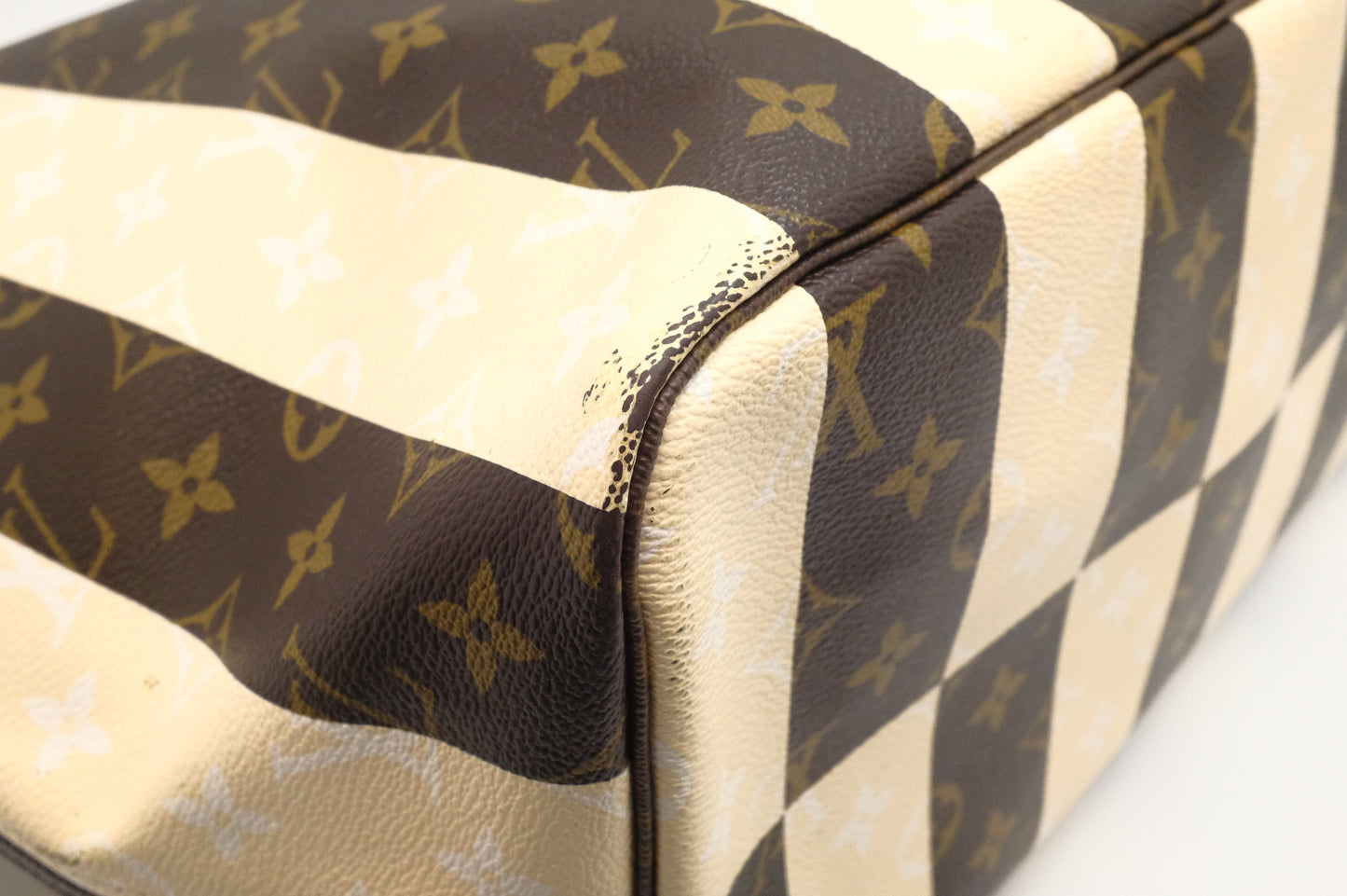 Louis Vuitton Neverfull GM in Rayures Monogram Canvas