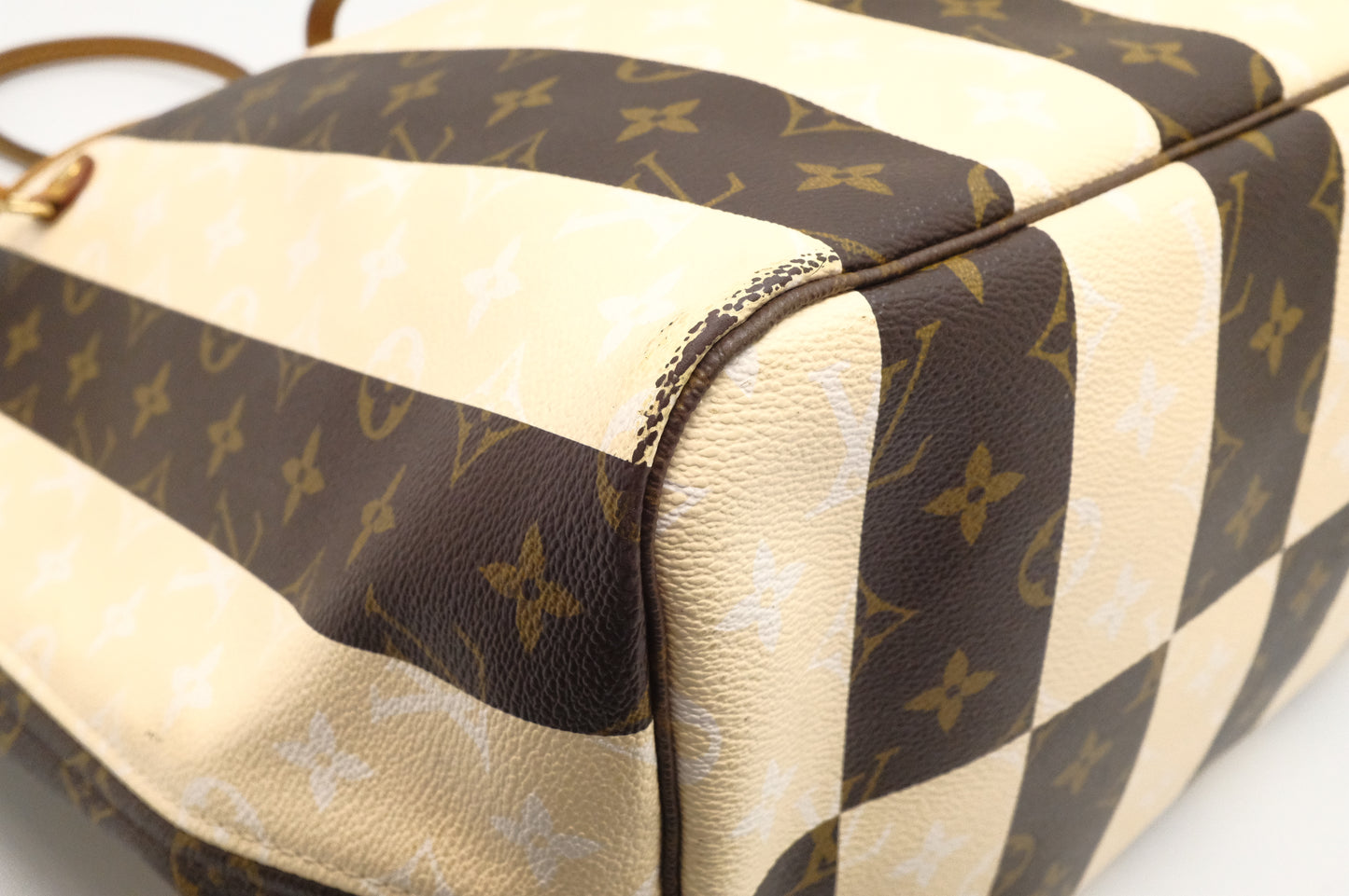 Louis Vuitton Neverfull GM in Rayures Monogram Canvas