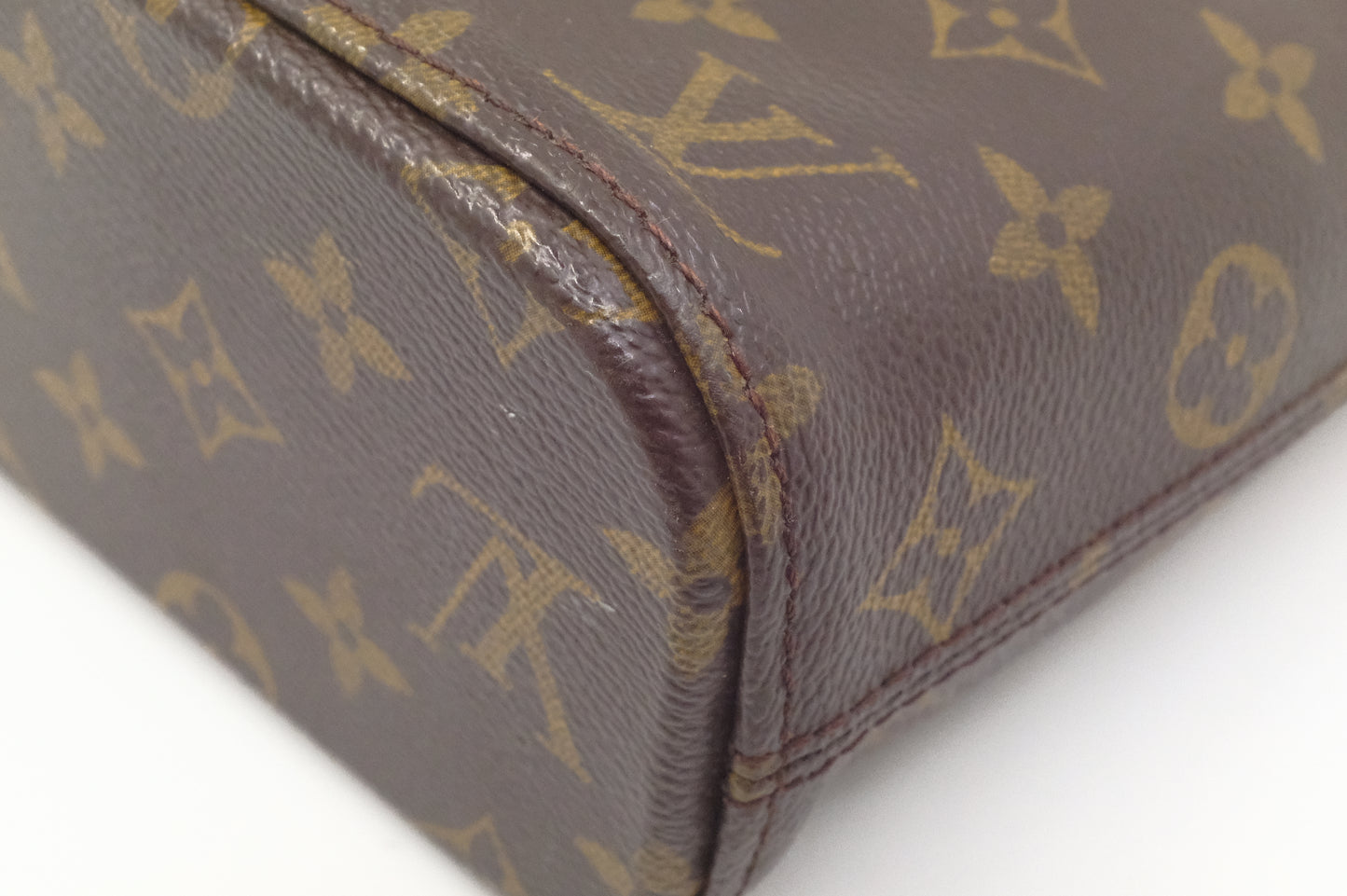 Louis Vuitton Vavin PM in Monogram Canvas