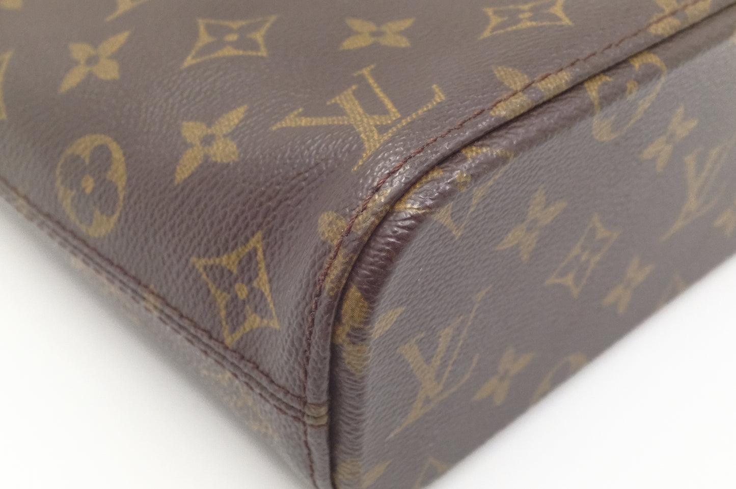 Louis Vuitton Vavin PM in Monogram Canvas