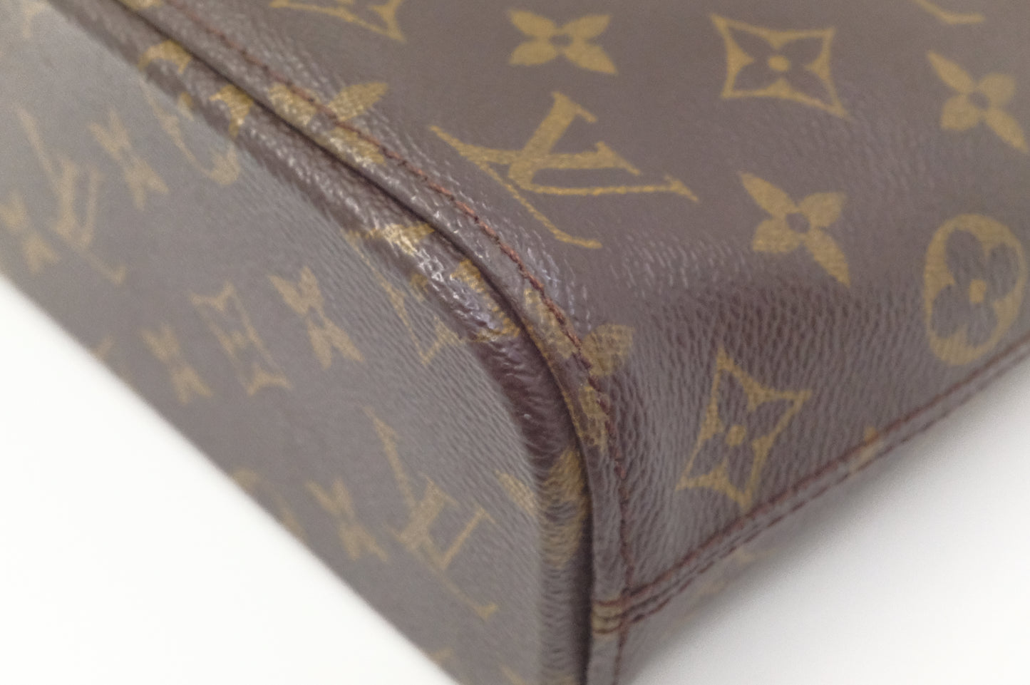 Louis Vuitton Vavin PM in Monogram Canvas