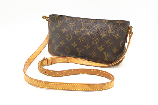 Louis Vuitton Trotteur in Monogram Canvas