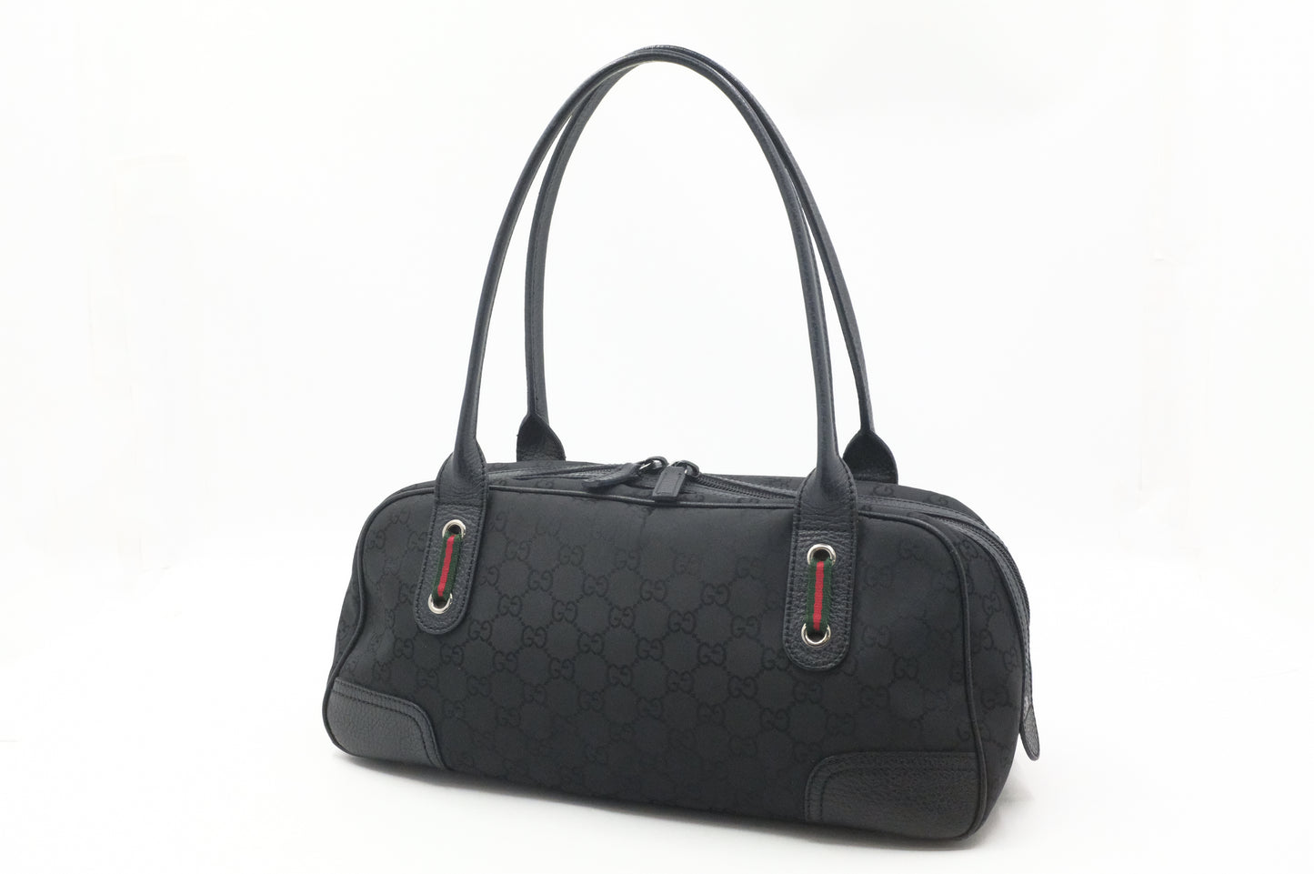 Gucci Shoulder Bag in Black GG Canvas