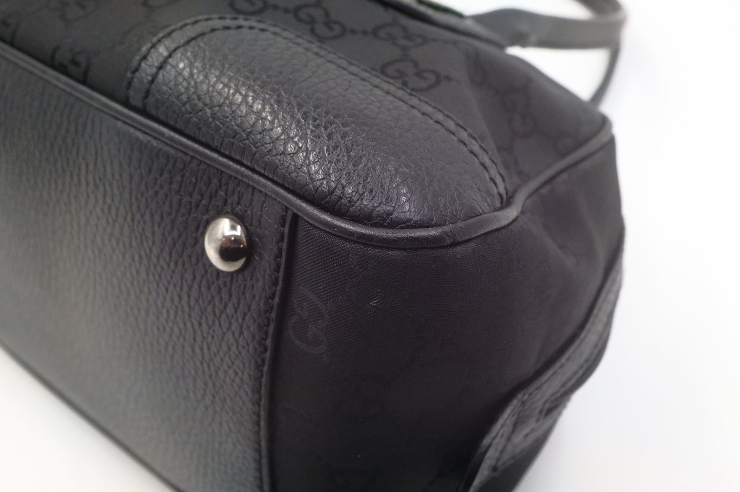 Gucci Shoulder Bag in Black GG Canvas