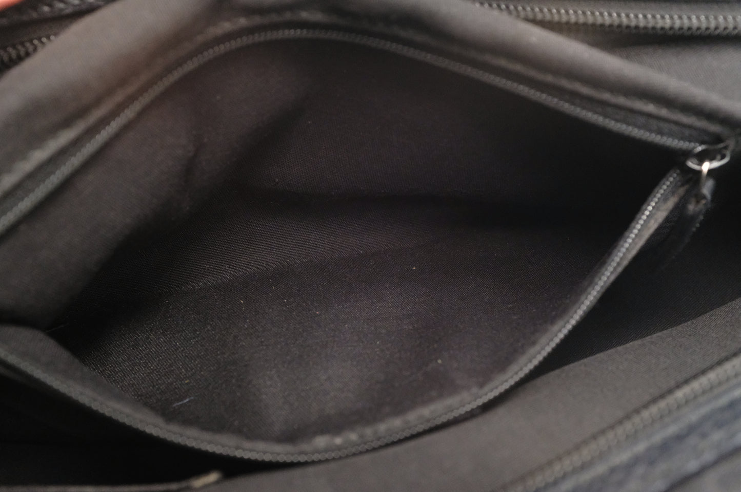 Gucci Shoulder Bag in Black GG Canvas