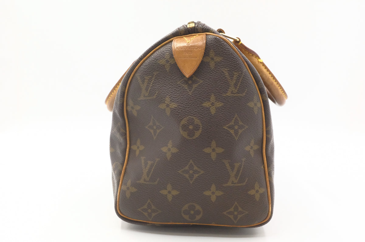 Louis Vuitton Speedy 25 in Monogram Canvas