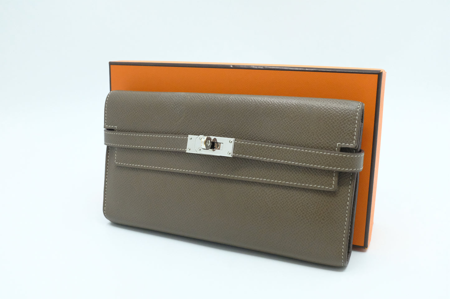 Hermes Kelly Wallet in Etoupe Epsom Leather