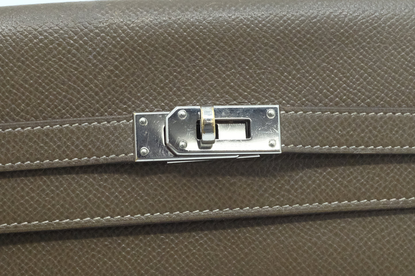 Hermes Kelly Wallet in Etoupe Epsom Leather