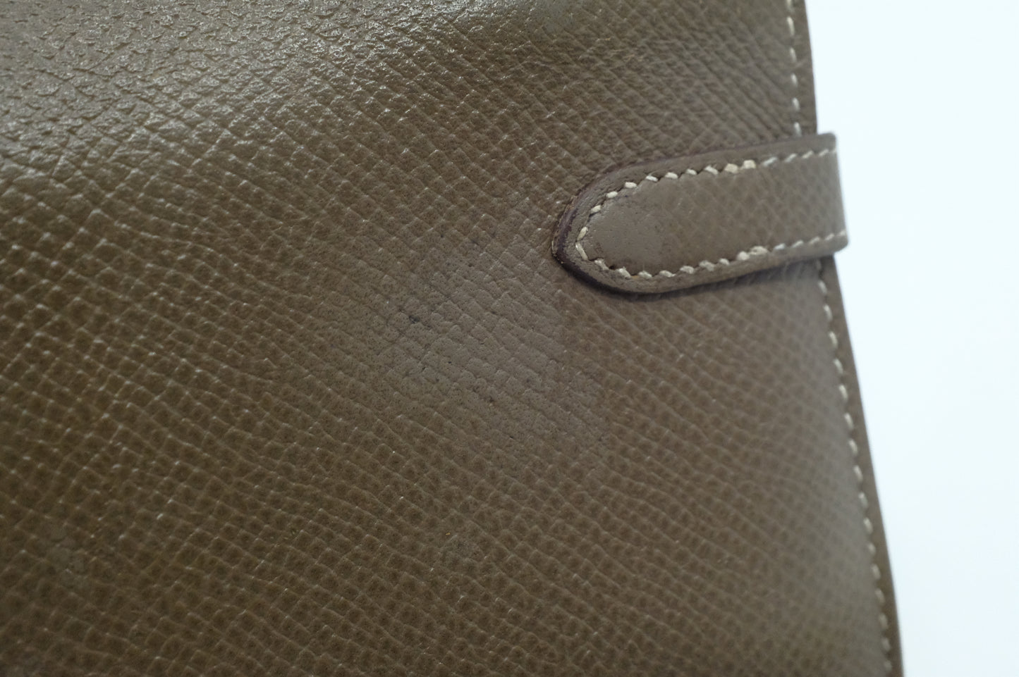 Hermes Kelly Wallet in Etoupe Epsom Leather