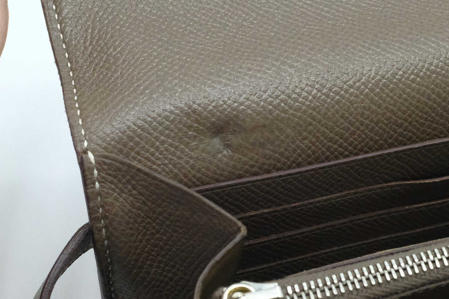 Hermes Kelly Wallet in Etoupe Epsom Leather