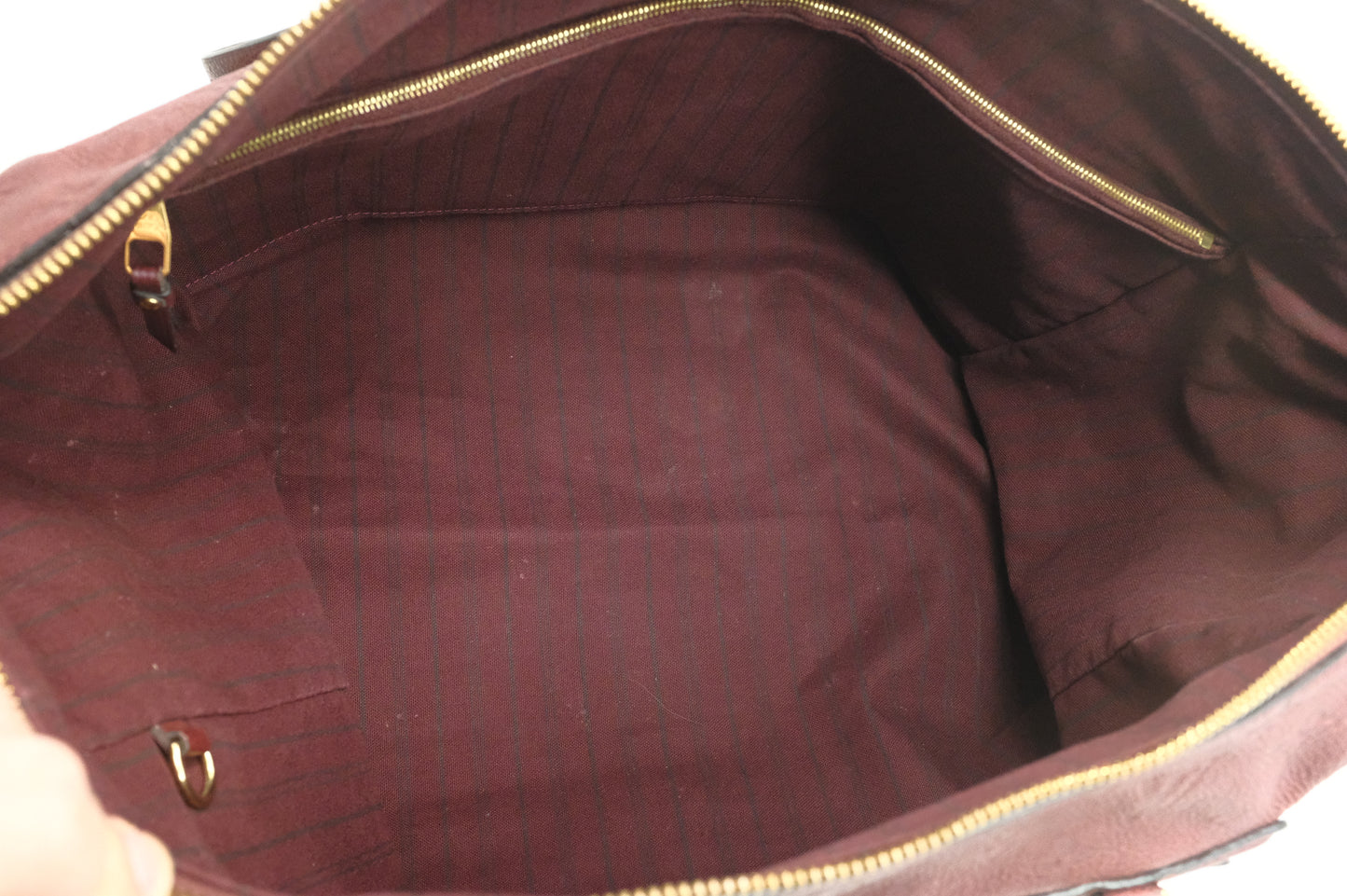 Louis Vuitton Lumineuse in Burgundy Empreinte Leather