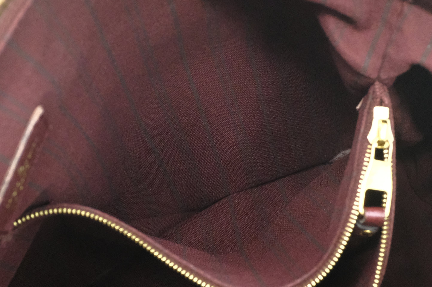 Louis Vuitton Lumineuse in Burgundy Empreinte Leather