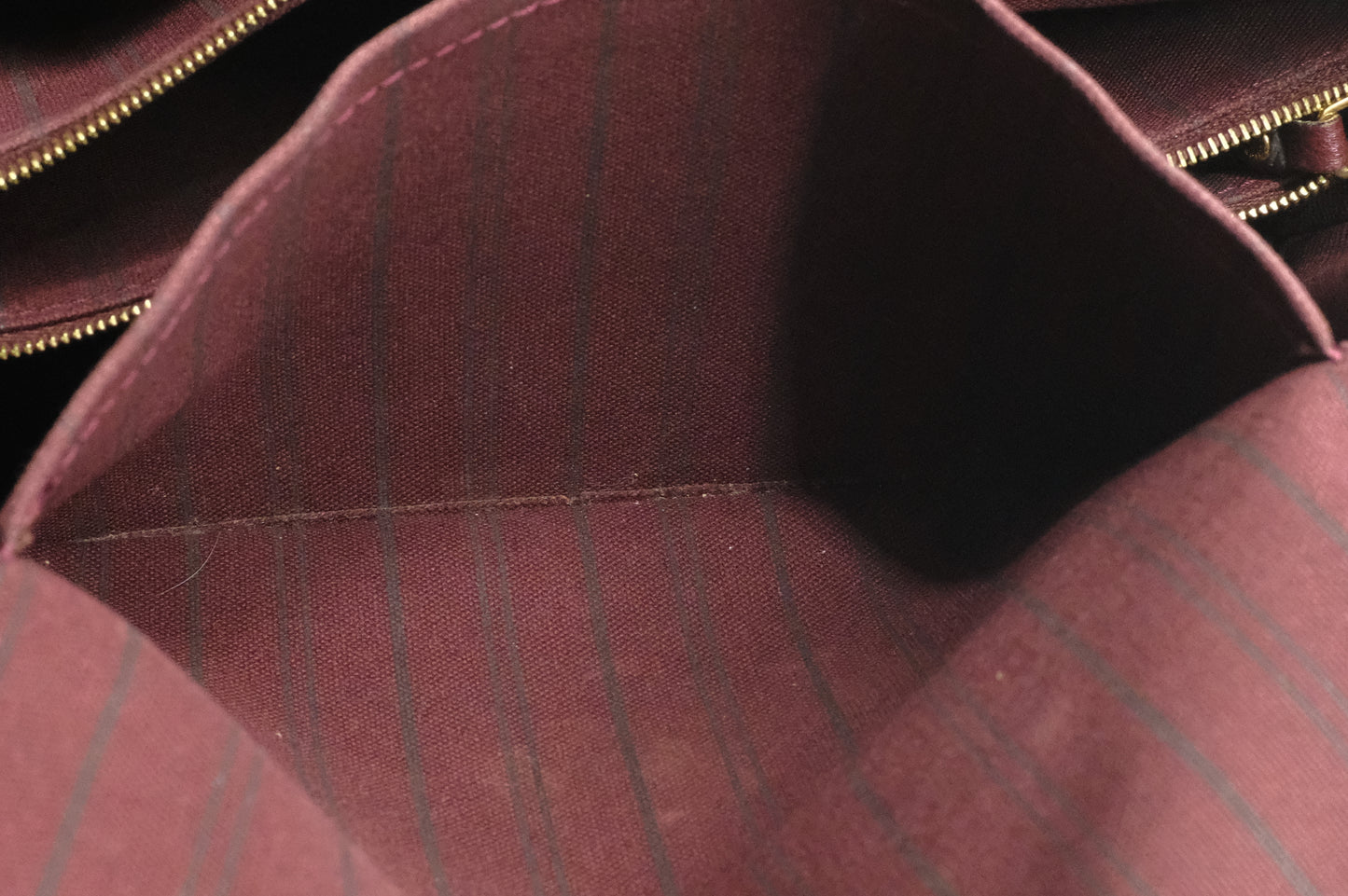 Louis Vuitton Lumineuse in Burgundy Empreinte Leather