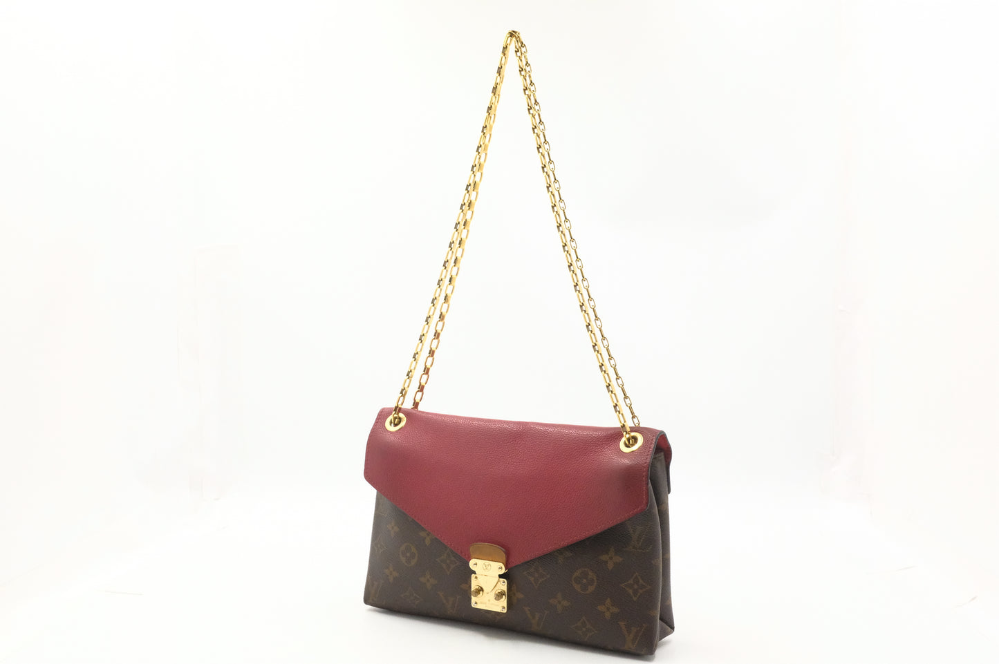 Louis Vuitton Pallas Chain Shoulder Bag in Red Leather and Monogram Canvas